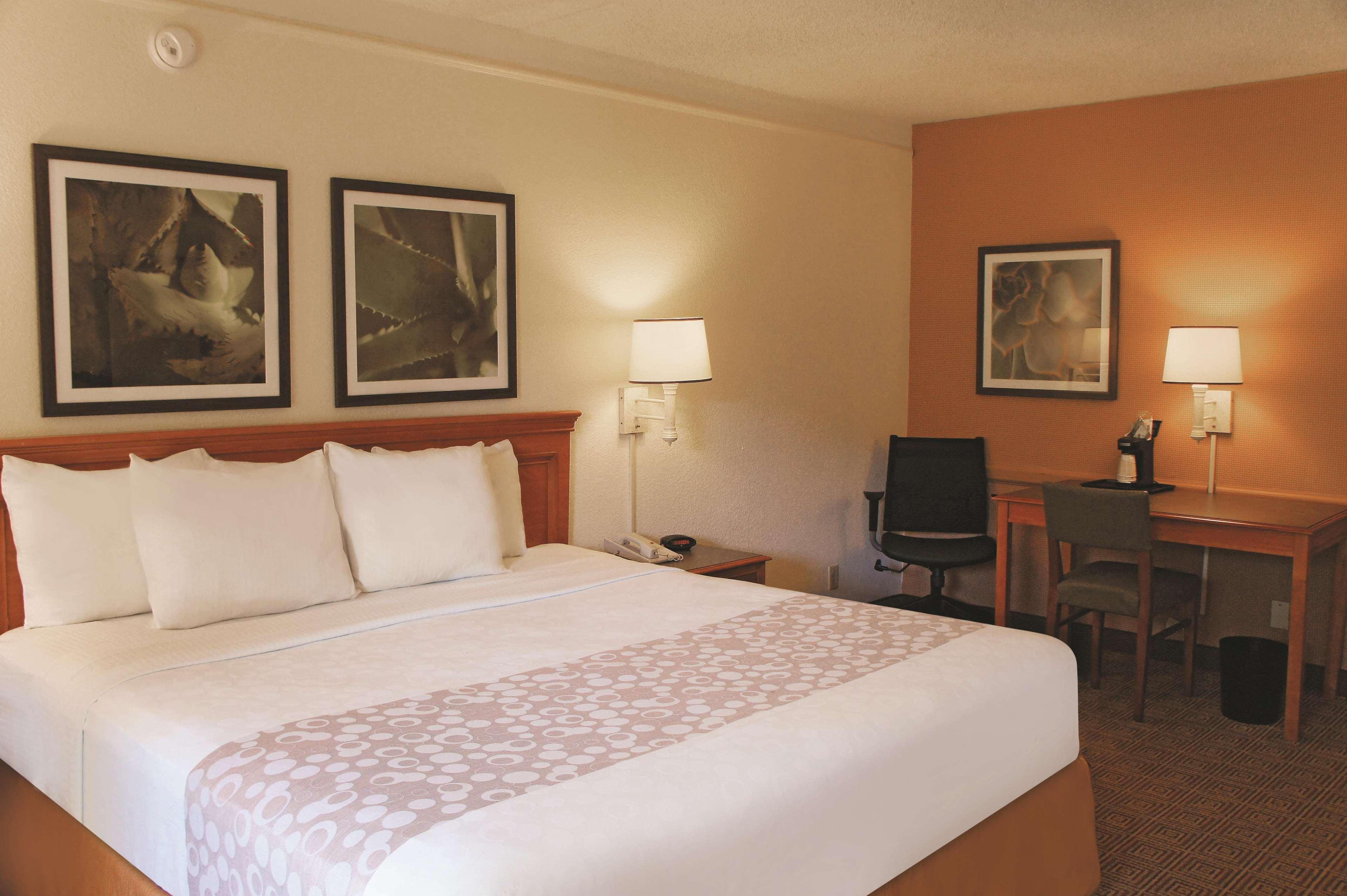 Baymont By Wyndham Houston La Porte Zewnętrze zdjęcie