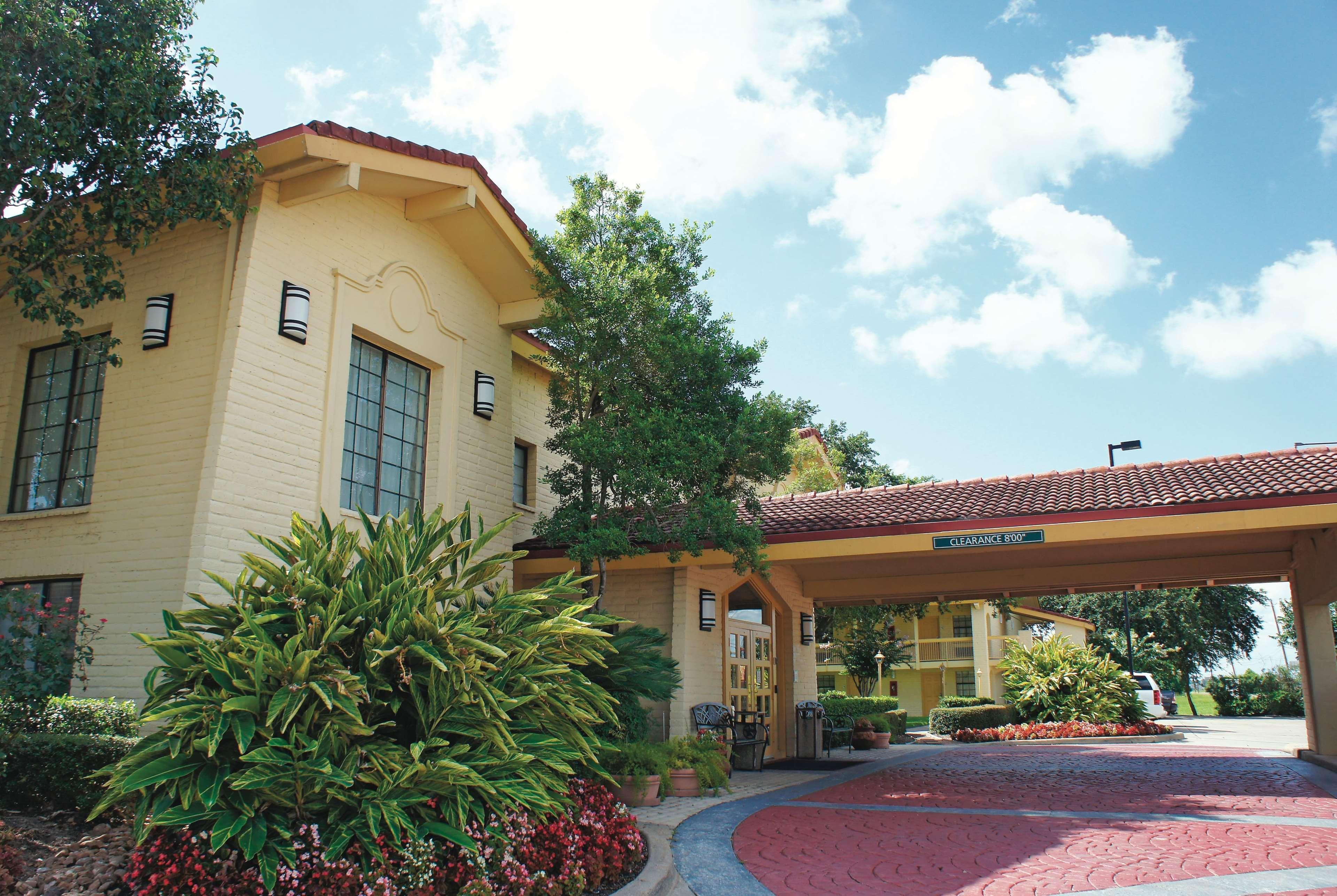 Baymont By Wyndham Houston La Porte Zewnętrze zdjęcie