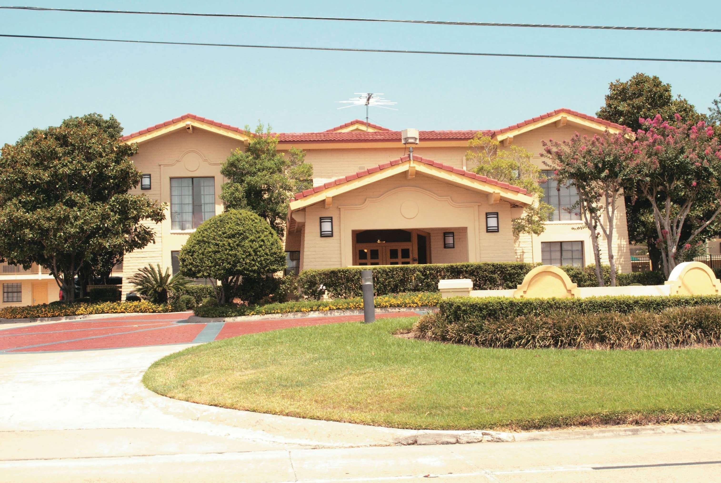 Baymont By Wyndham Houston La Porte Zewnętrze zdjęcie
