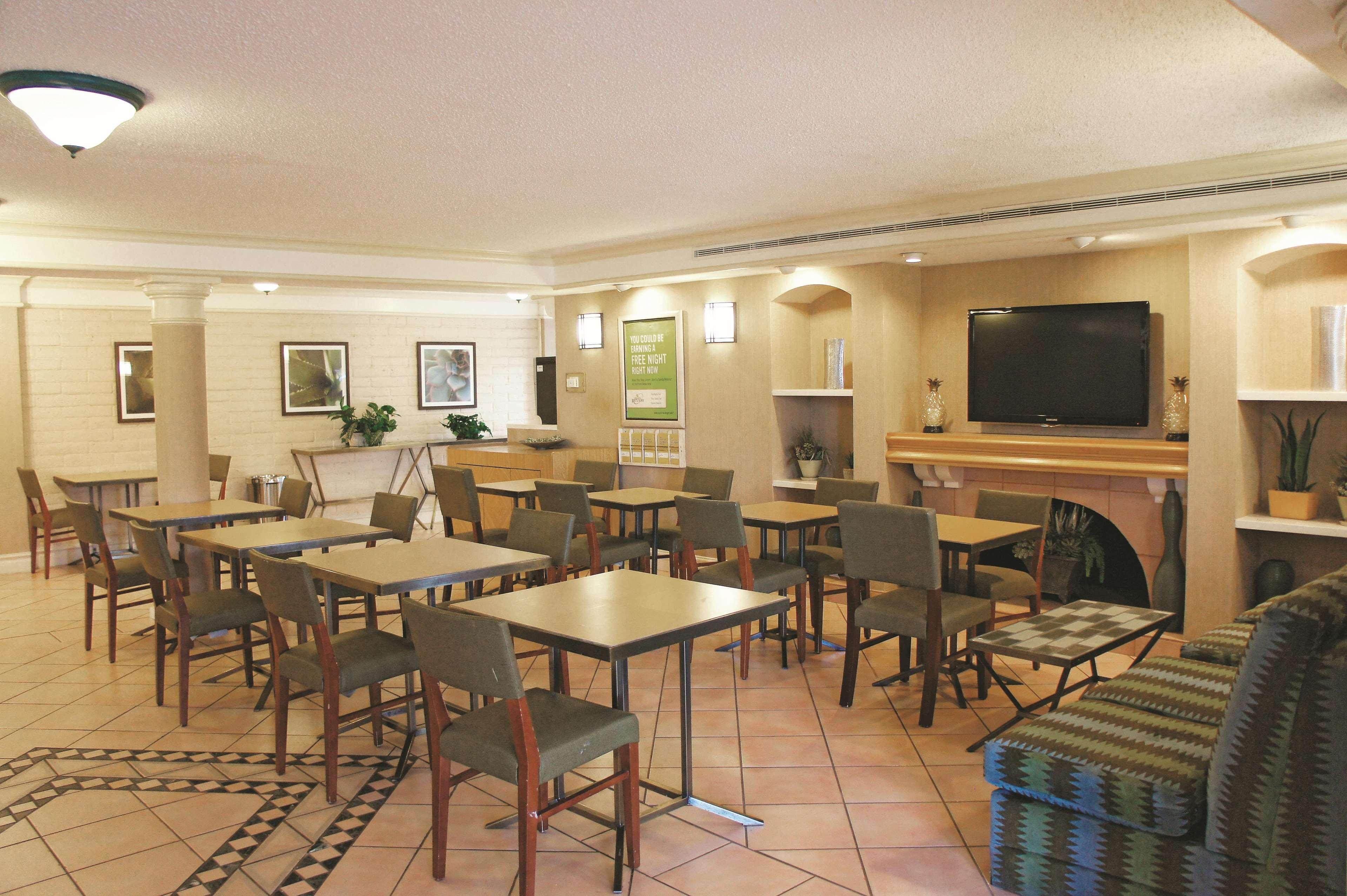 Baymont By Wyndham Houston La Porte Zewnętrze zdjęcie